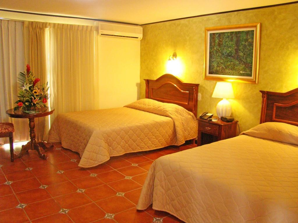 Hotel Colonnade Nicaragua Managua Habitación foto