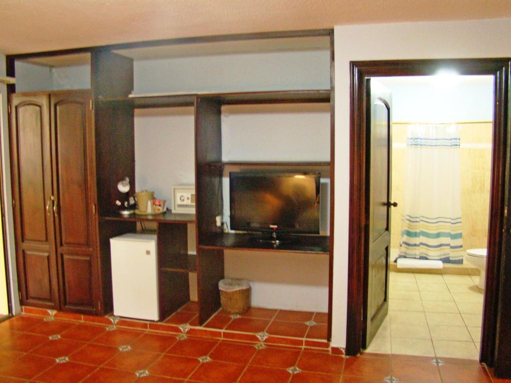 Hotel Colonnade Nicaragua Managua Habitación foto